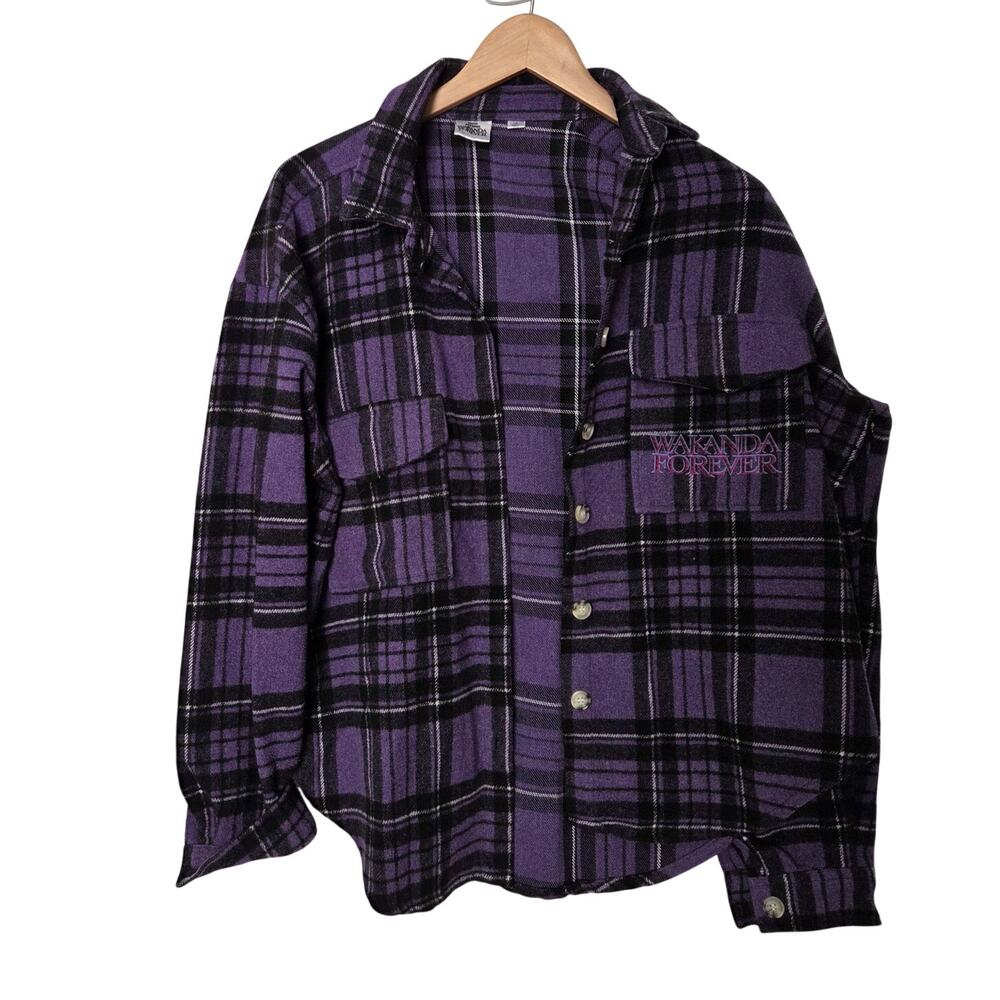 Marvel Studios Black Panther Wakanda Forever Flannel Plaid Button Up Shirt Large